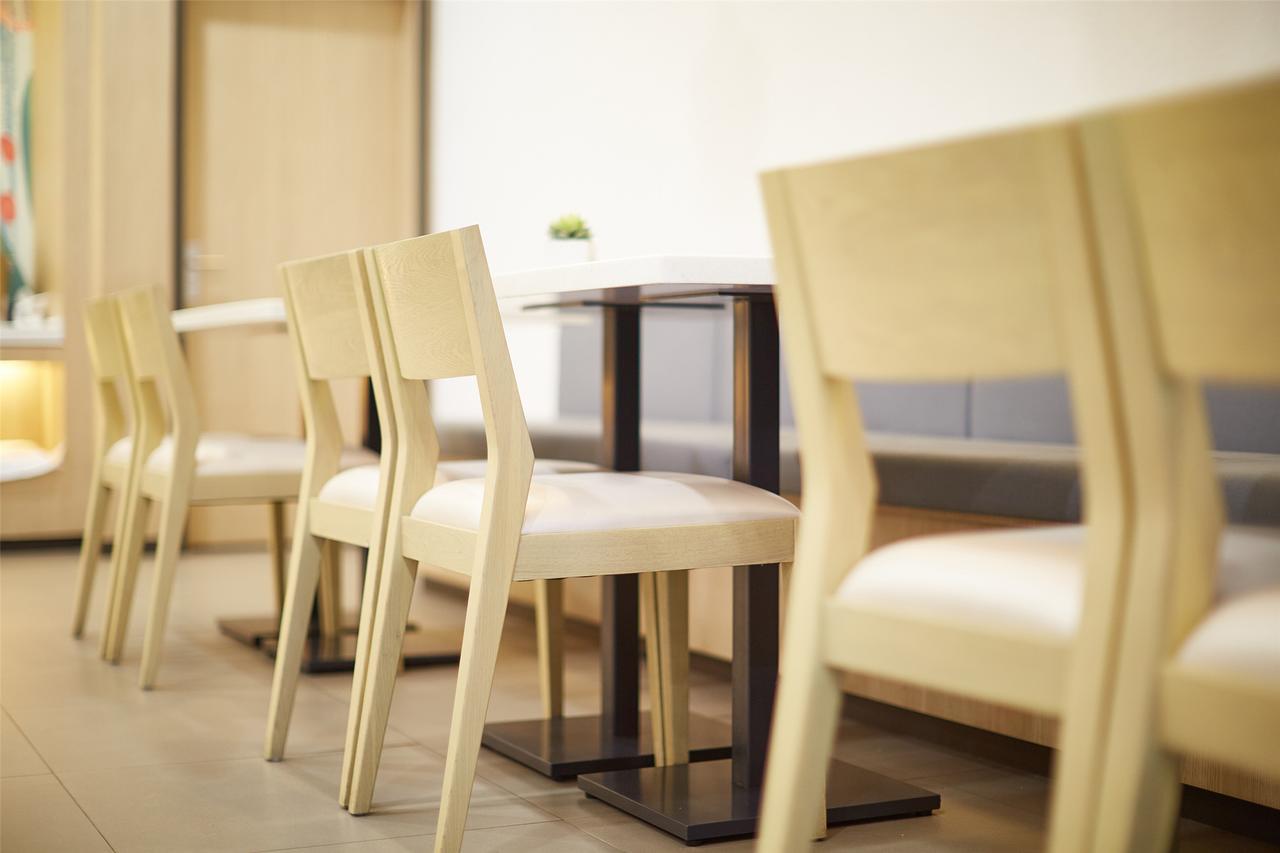 Hotel Hanting Wuning Road Shanghai