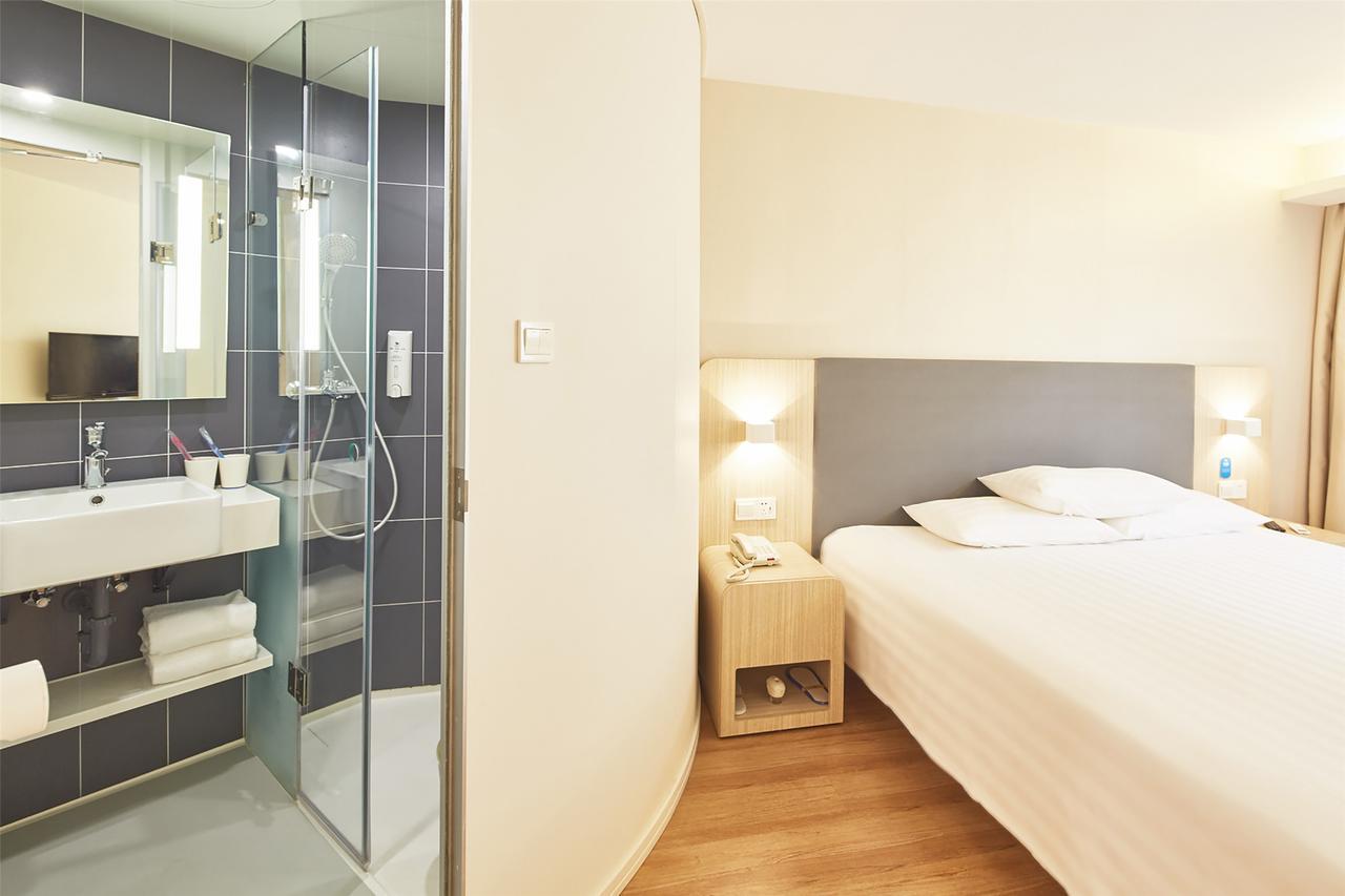 Hanting Wuning Road Hotel 2*